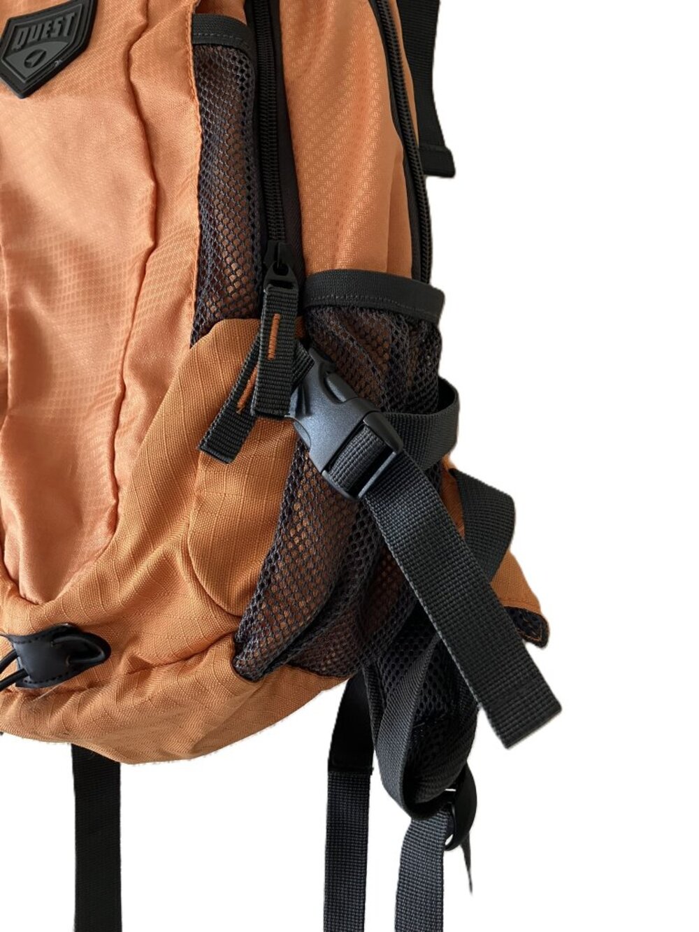 QUEST ORANGE HYDRATION BACKPACK W/ WATER BLADDER INCLUDED 🎒💧 - Picture 5 of 13